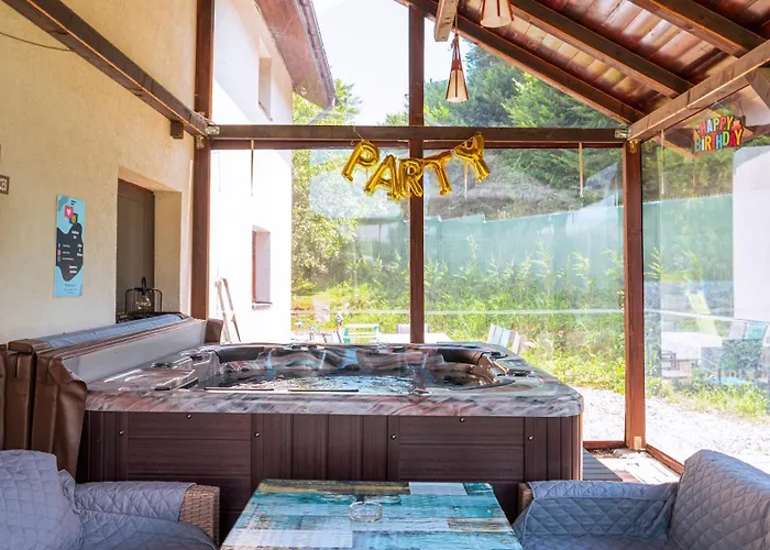 Chalet Maya